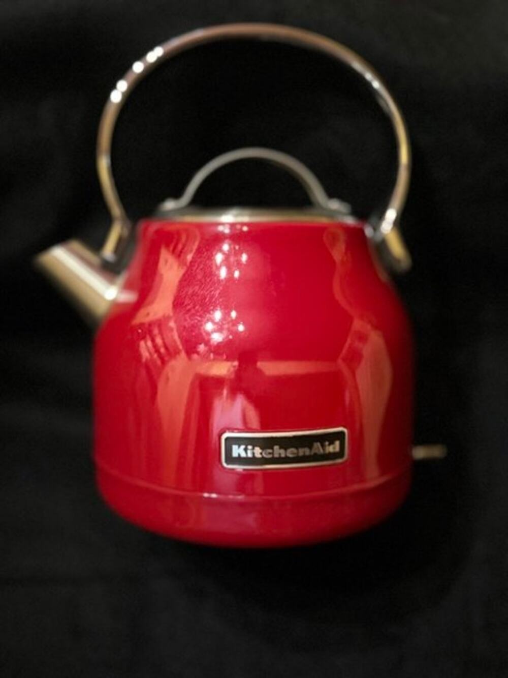 KitchenAid 1.25 L Electric Kettle, KEK1222 - Empire Red  Coffee Tea Hot Water